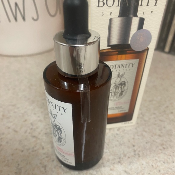 New Sealed BOTANITY Seattle Flavon Serum | Moisturizer 50ml - Picture 4 of 4
